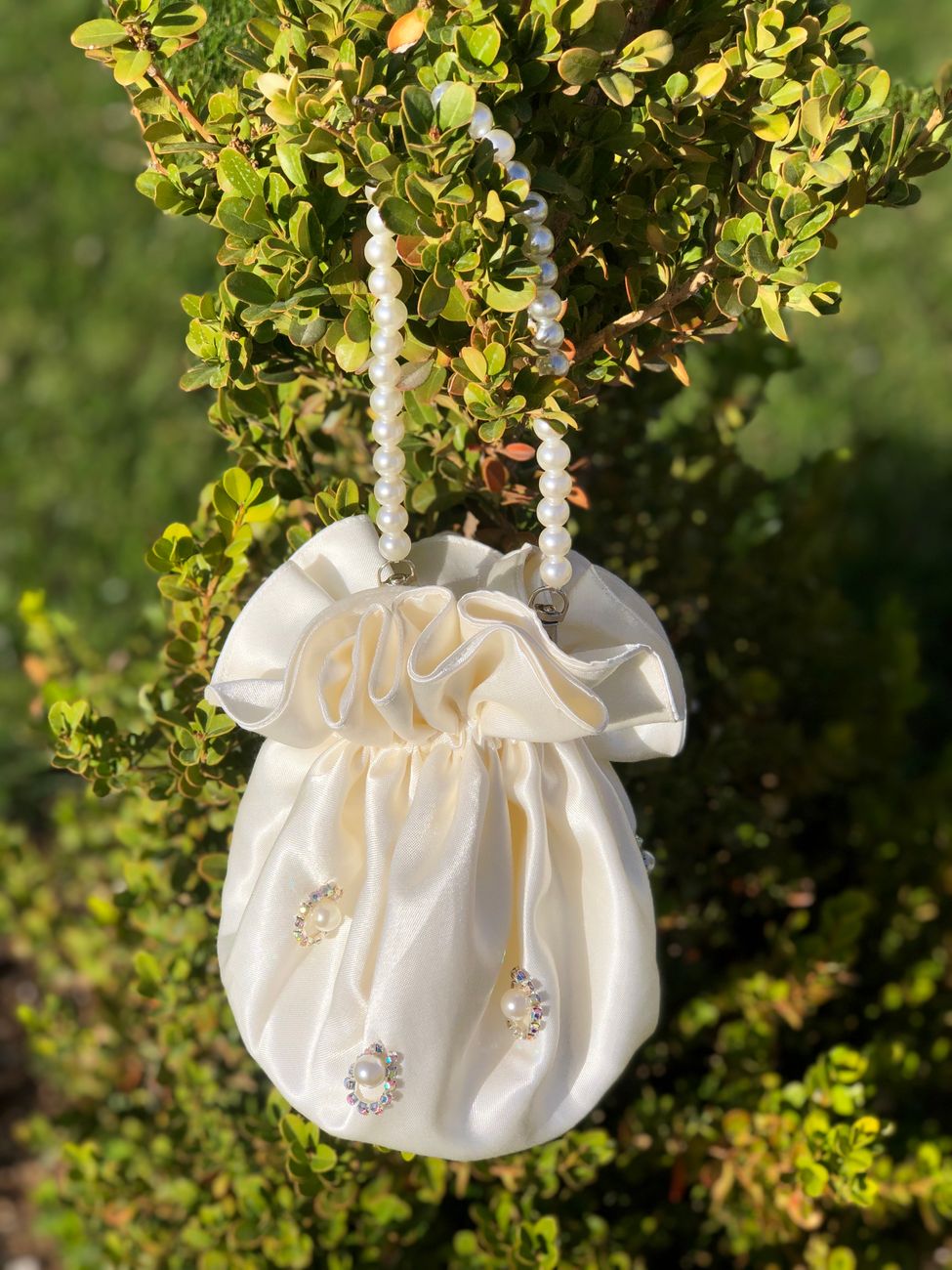 Svadobné šaty Clutch Ivory